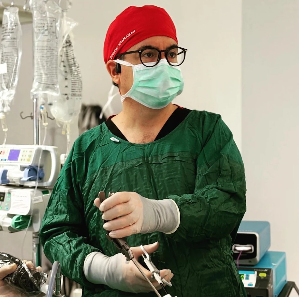 Prof. Dr. Korhan Kahraman - Myom, Kist, Tümör, Kanser Cerrahisi, İleri Düzey Laparoskopik Cerrahi, Endometriozis Cerrahisi